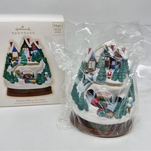 2009 Hallmark Keepsake “Holiday Hilltop Tree Farm” Magic Light, Sound & Motion!